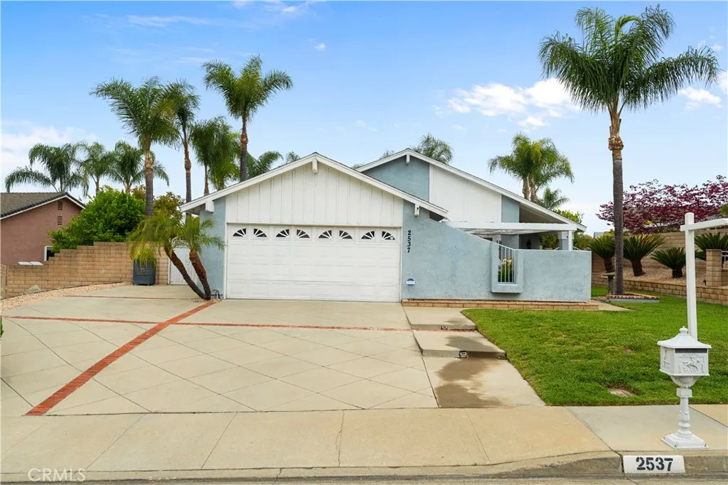La Verne, CA 91750