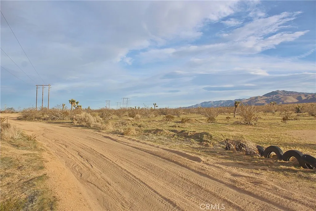 Apple Valley, CA 92308