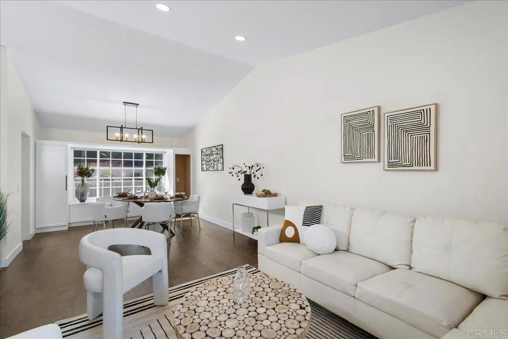 https://cdn.realtyfeed.com/cdn/127/306596290/8053141f22207729422e4c3eeb9e0b27.webp