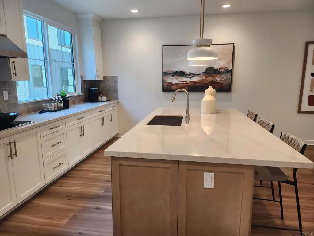 Photo #4: NDP2511155 Listing: Photo #4