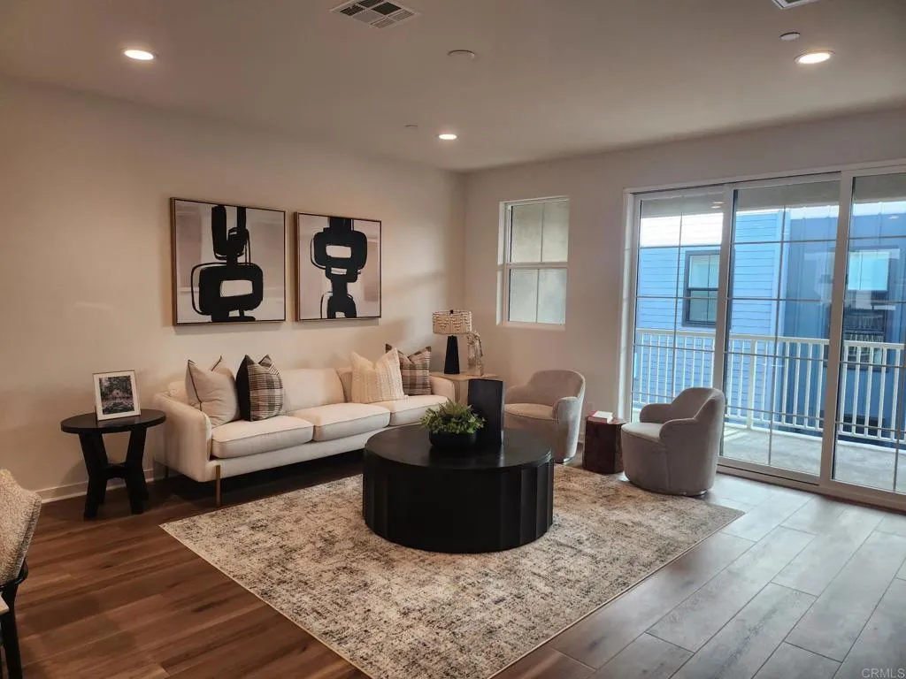 Photo #10: NDP2511155 Listing: Photo #10