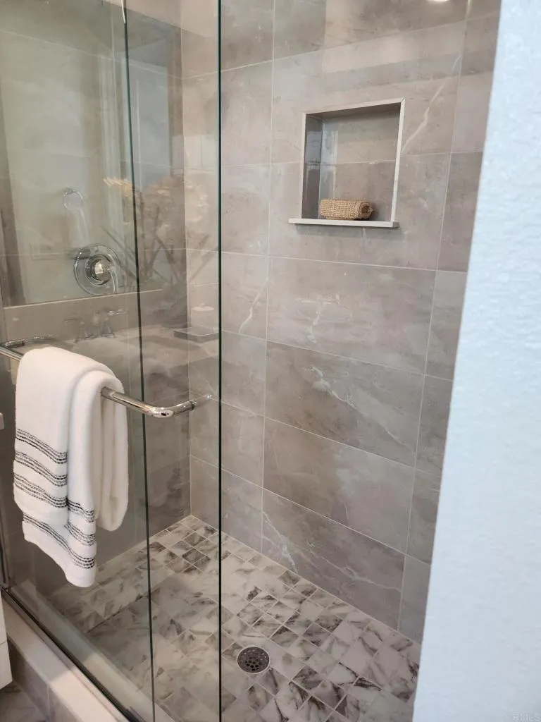 Photo #15: NDP2511155 Listing: Photo #15