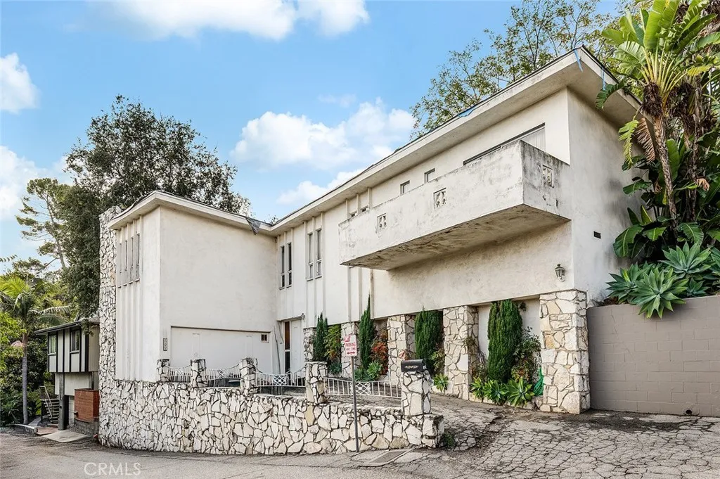 Los Angeles, CA 90065