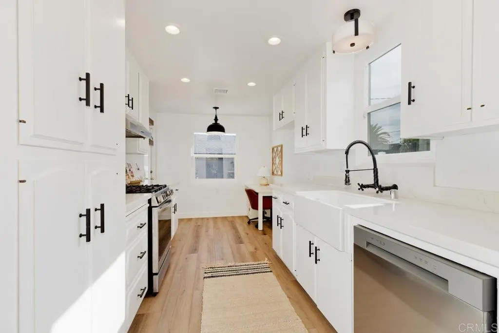https://cdn.realtyfeed.com/cdn/127/306596461/47a3edc76c4273f6b3b5e1285aae0161.webp