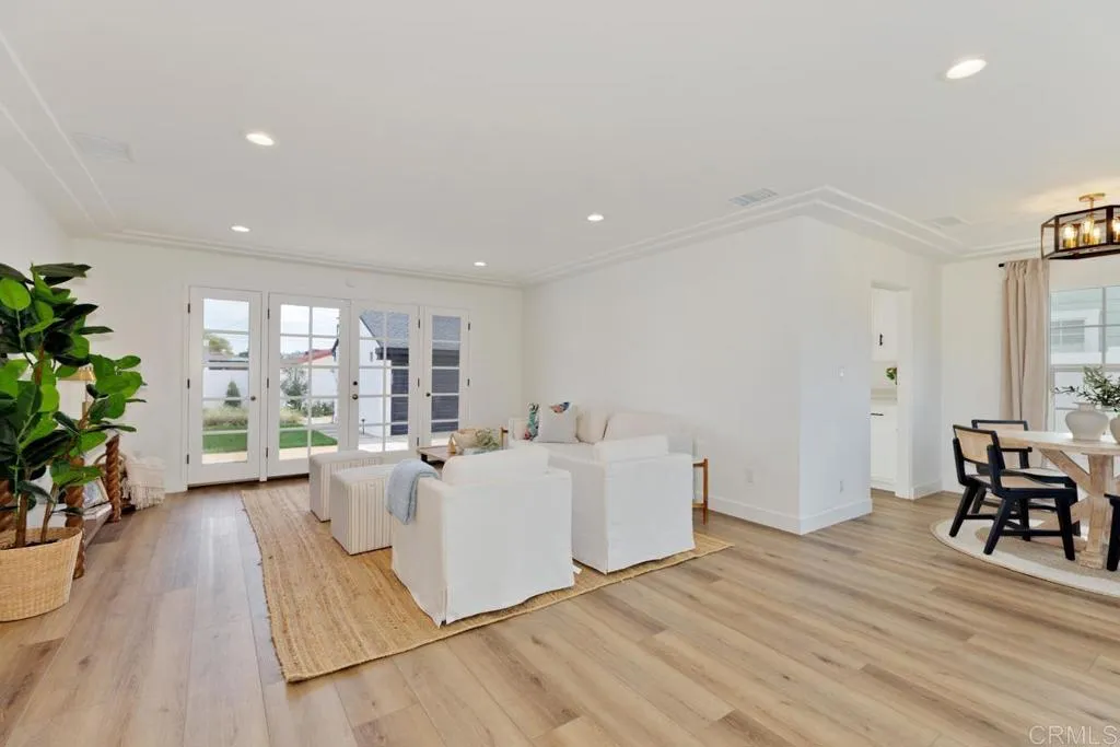https://cdn.realtyfeed.com/cdn/127/306596461/9226f96d02014ee90c04671b93a5abbf.webp