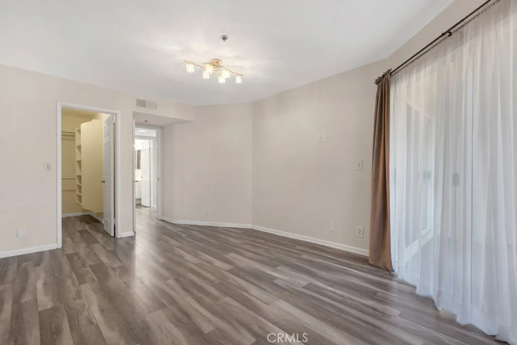 5744 Oak Bend Lane, Oak Park, CA 91377 - Photo 5 of 47, Oak Park, CA