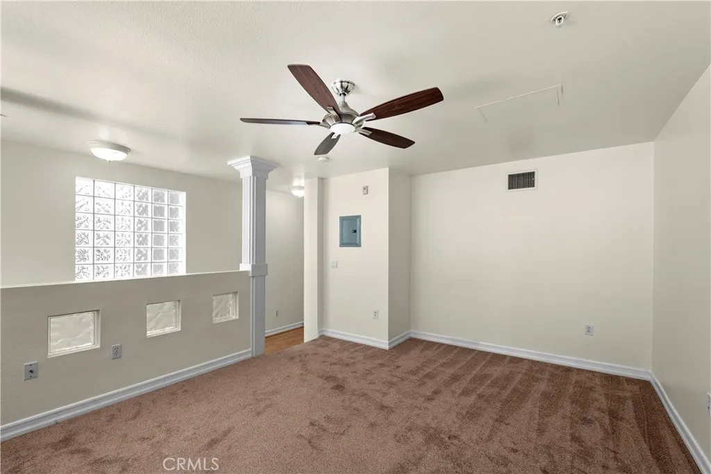 https://cdn.realtyfeed.com/cdn/127/306596523/964f1ba005ca745efd7857d848aed67a.webp