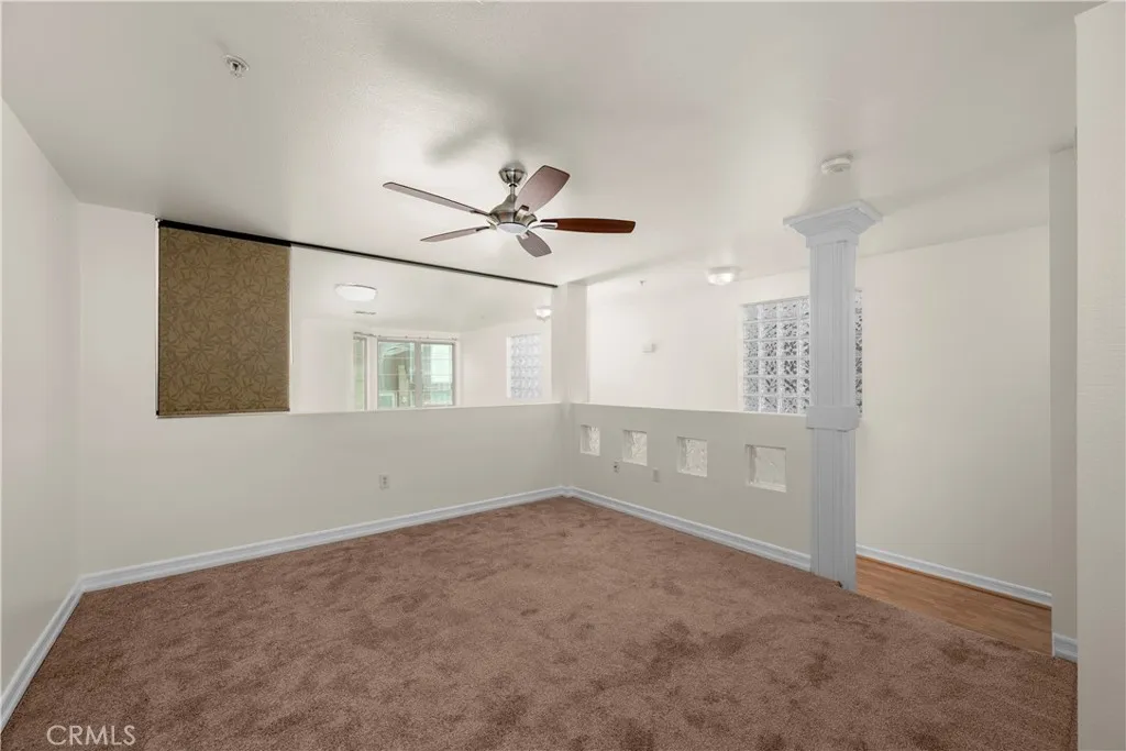 https://cdn.realtyfeed.com/cdn/127/306596523/a83d71ebb10efa99c052b5f99cbd797f.webp