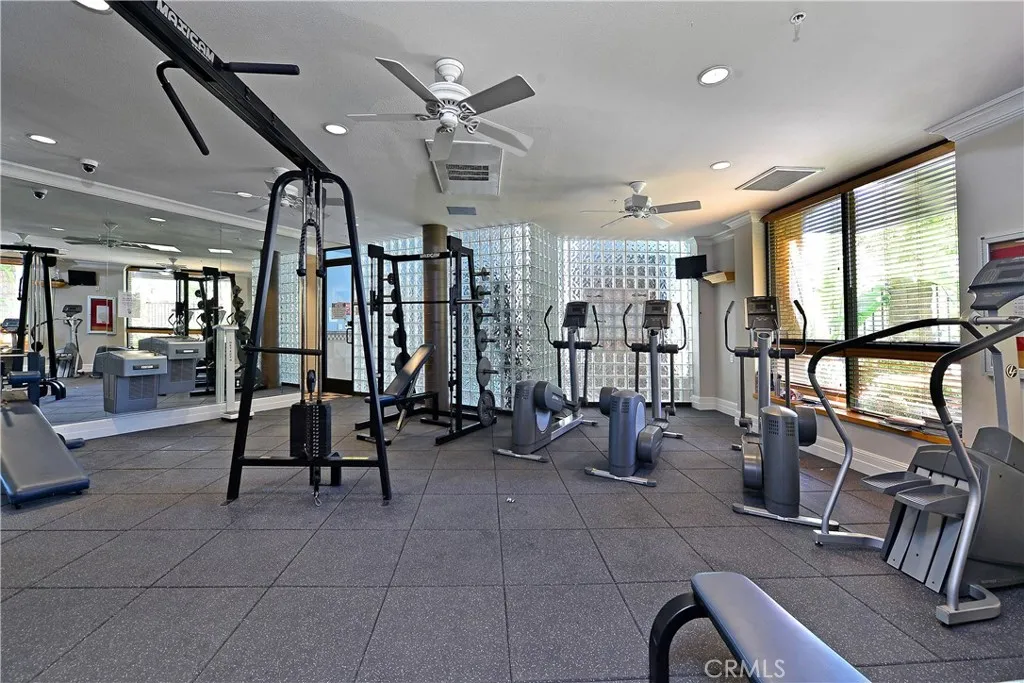 https://cdn.realtyfeed.com/cdn/127/306596523/e0040c3f2ff720313383eced8584e903.webp