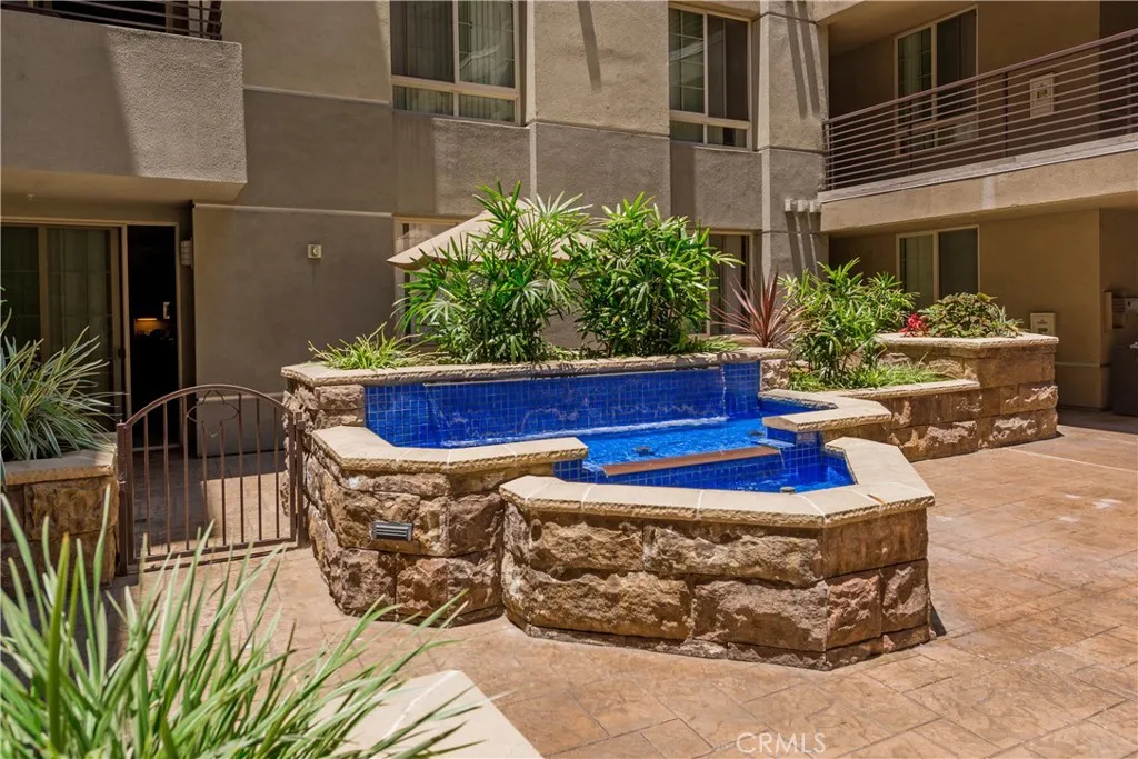 https://cdn.realtyfeed.com/cdn/127/306596523/f09db1b5b7be9b2f5058087b7b55a4dc.webp