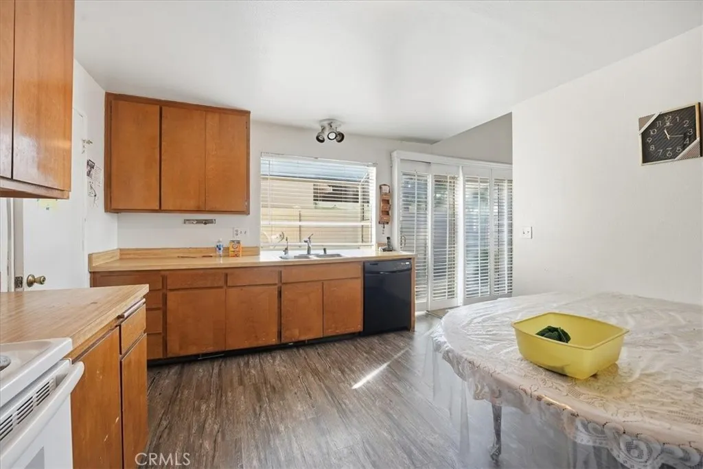 Photo #14: CV25268509 Listing: Photo #14