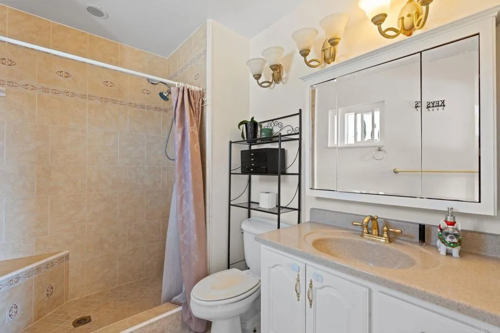 Photo #15: NDP2511158 Listing: Photo #15