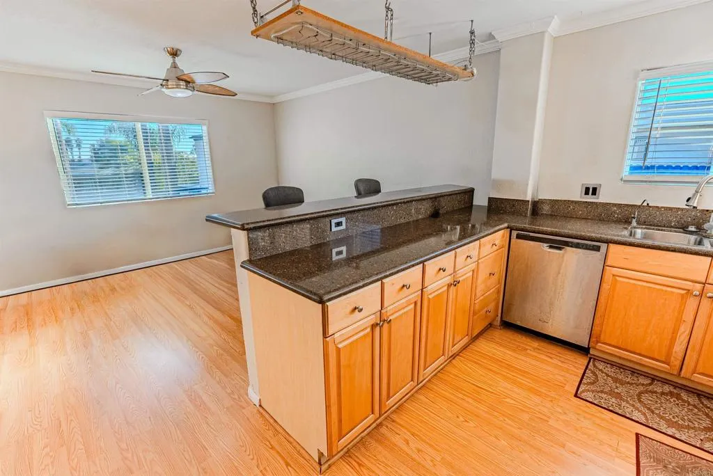 Photo #11: PTP2508878 Listing: Photo #11