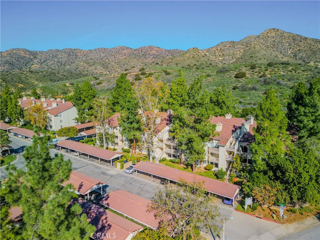 5805 Oak Bend Unit 302, Oak Park, CA 91377 - Photo 2 of 22, Oak Park, CA