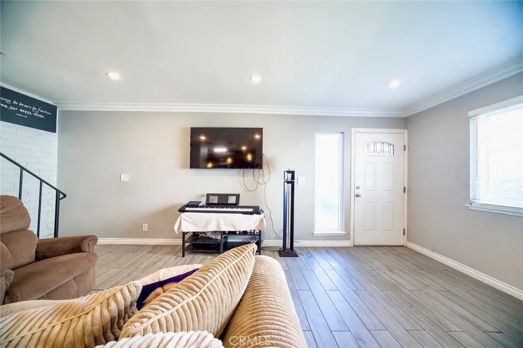 639 Avenida Del Platino, Newbury Park, CA 91320 - Photo 5 of 19, Newbury Park, CA