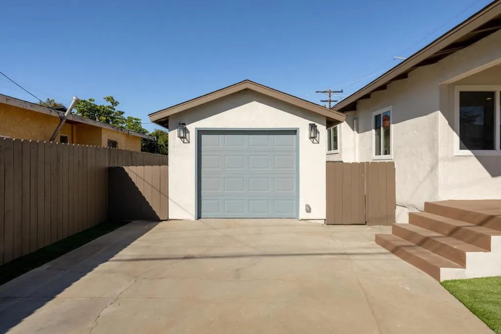 https://cdn.realtyfeed.com/cdn/127/306596652/33875a0550ad9e5c965c695eaec343f7.webp