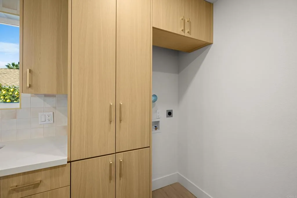 https://cdn.realtyfeed.com/cdn/127/306596652/c5288a64a24334640d54a7e45fc4041b.webp