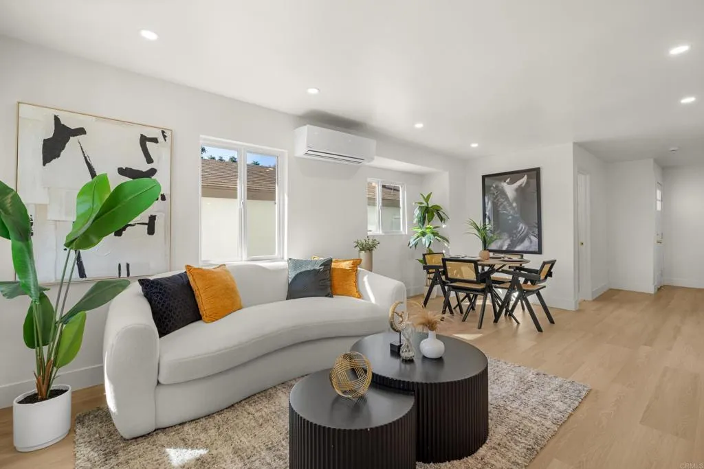 https://cdn.realtyfeed.com/cdn/127/306596652/e044ca6655c787d97916d283f682c4bc.webp