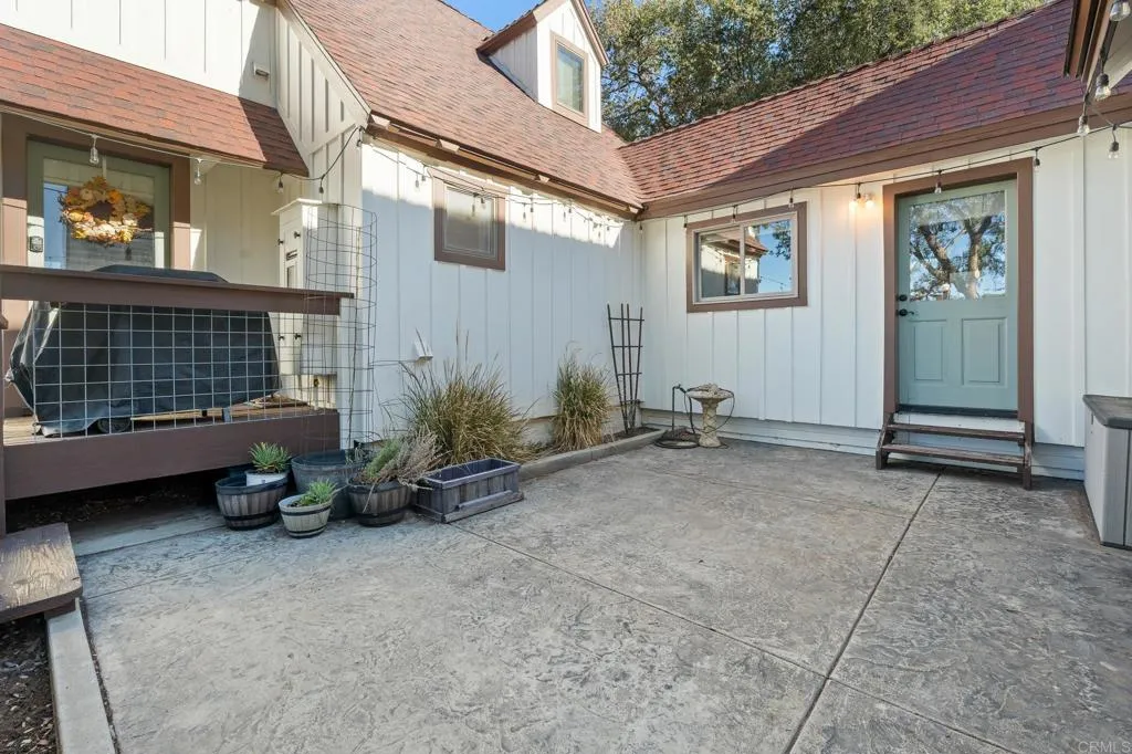 https://cdn.realtyfeed.com/cdn/127/306596659/8e442f9ec22a48f5095c85c6b3ef17b8.webp