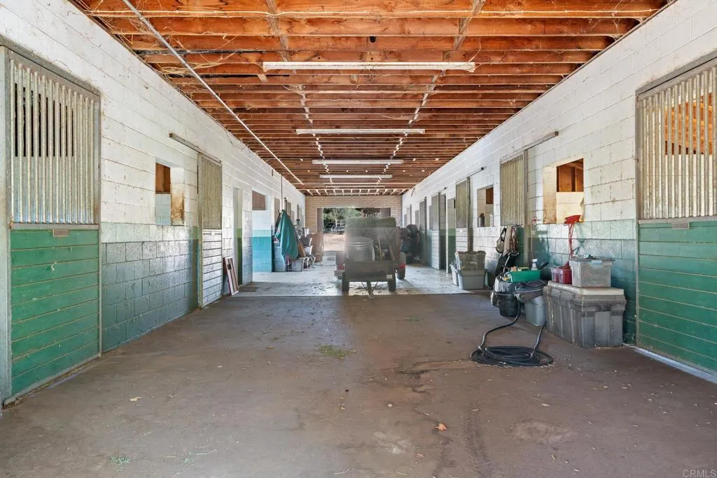 https://cdn.realtyfeed.com/cdn/127/306596659/9736083529460cfa9cf953b519146c6b.webp