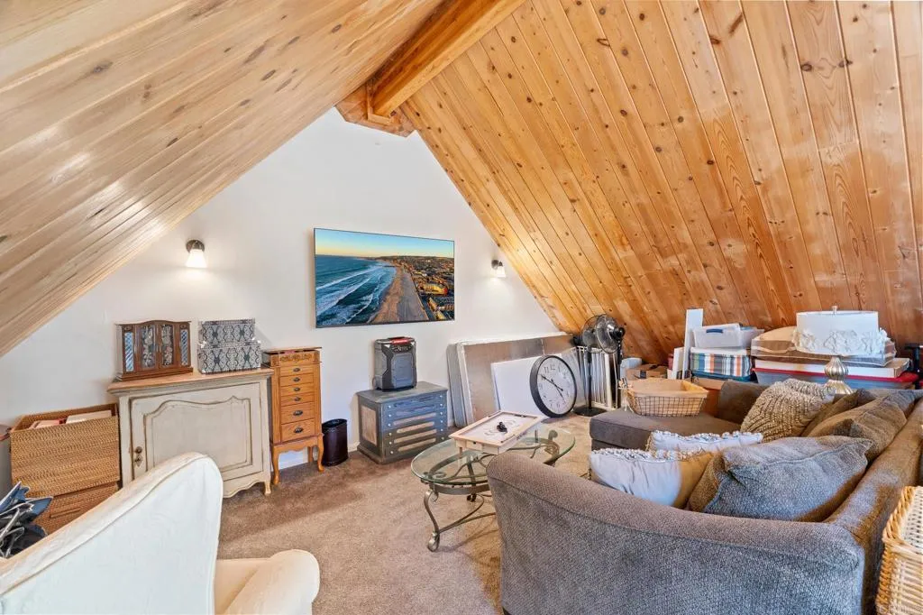 https://cdn.realtyfeed.com/cdn/127/306596659/d5a4f68663166b7d4591da5a4f2e210d.webp