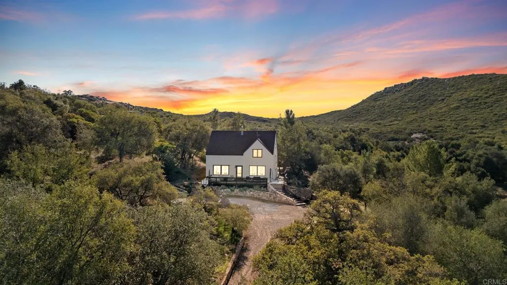 https://cdn.realtyfeed.com/cdn/127/306596659/e3c453de9a8109e01863de79b5129d86.webp