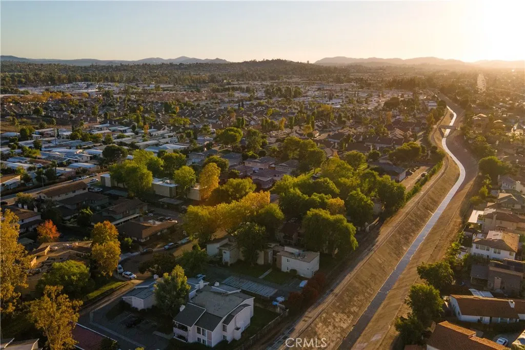 Photo #9: SW25268878 Listing: Photo #9