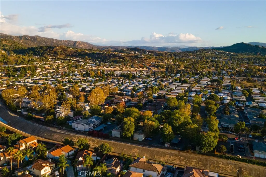 Photo #10: SW25268878 Listing: Photo #10