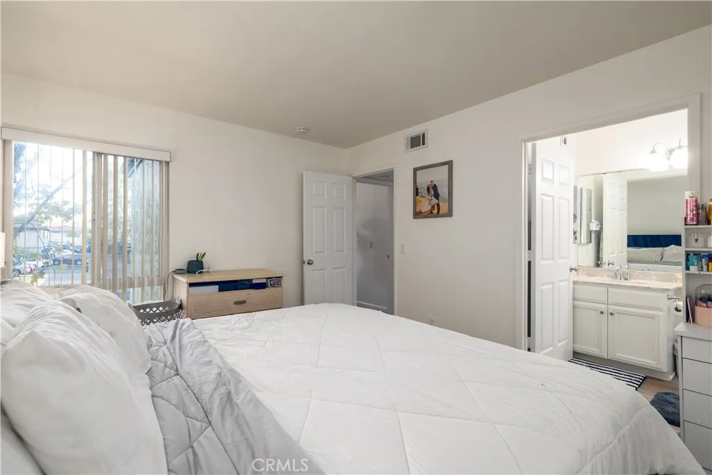 Photo #19: SW25268878 Listing: Photo #19