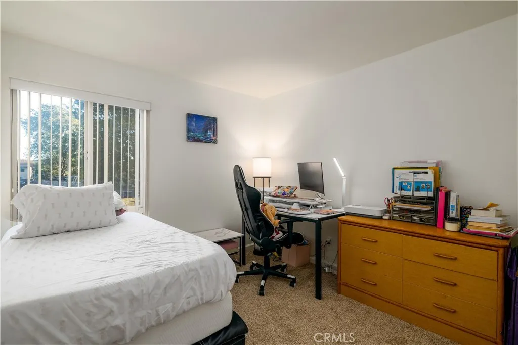 https://cdn.realtyfeed.com/cdn/127/306596660/7cf71ce813c05b72156b9eef24c04c72.webp
