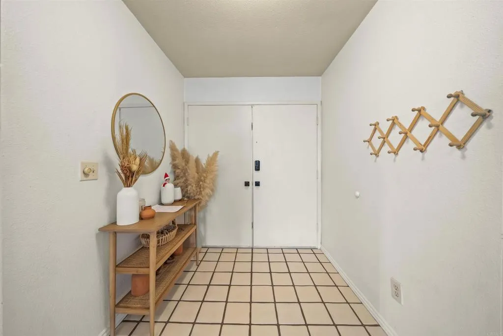 https://cdn.realtyfeed.com/cdn/127/306596691/198ac3810ca32bf45afc38c4b7f009fd.webp