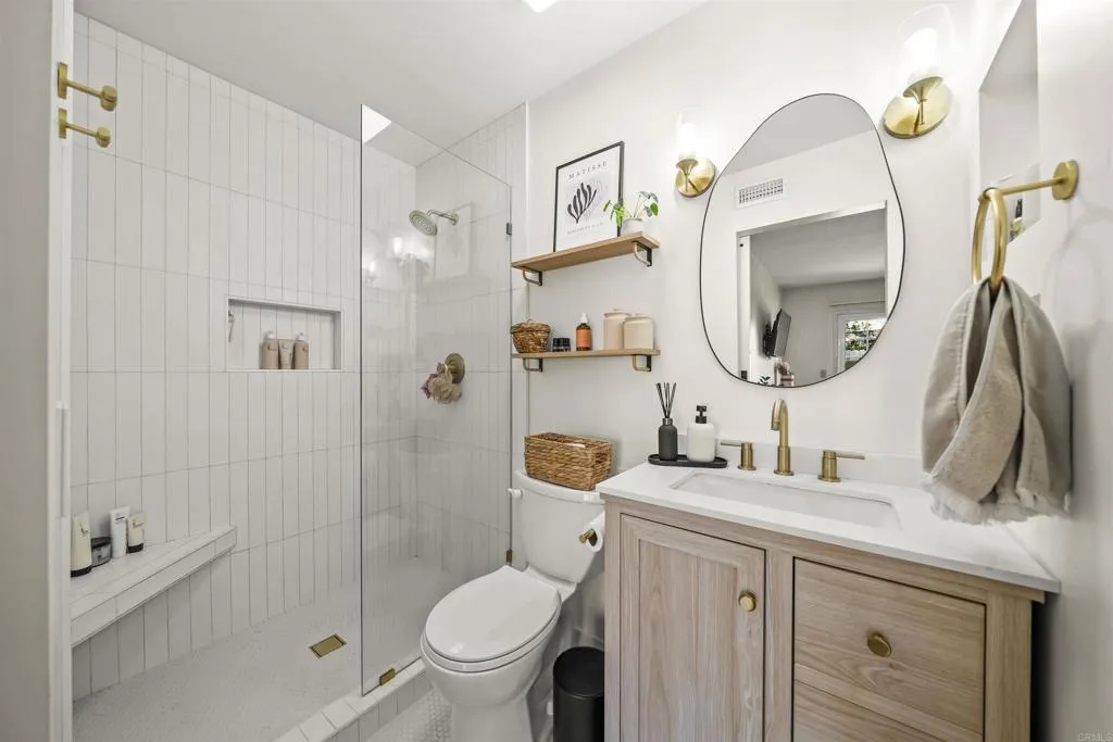 https://cdn.realtyfeed.com/cdn/127/306596691/568c9205bb981a888b3a0b801fc1b3c9.webp
