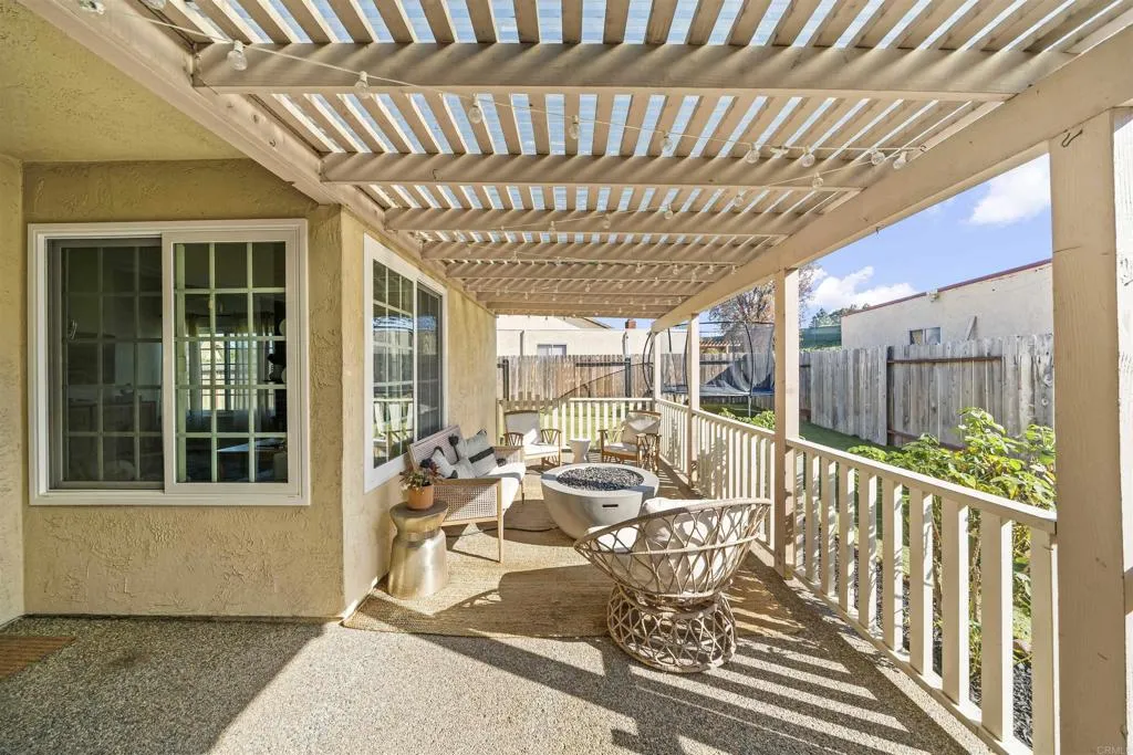 https://cdn.realtyfeed.com/cdn/127/306596691/c43ff547fb9a7317346d5158ff6252f8.webp