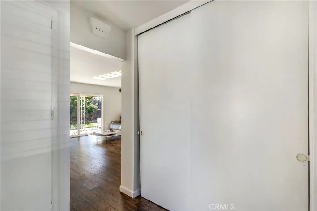 https://cdn.realtyfeed.com/cdn/127/306596698/9ae94dbbe918a03bd0aacd1c0a6b1aad.webp