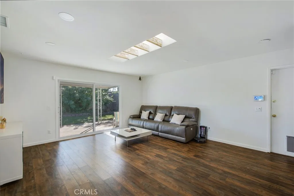 https://cdn.realtyfeed.com/cdn/127/306596698/a34292e0c378b7da8cf633eba1b261c1.webp
