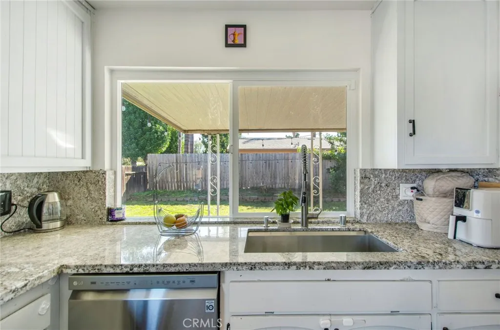 https://cdn.realtyfeed.com/cdn/127/306596698/d6106a6b21aad34f4011ee4906487401.webp