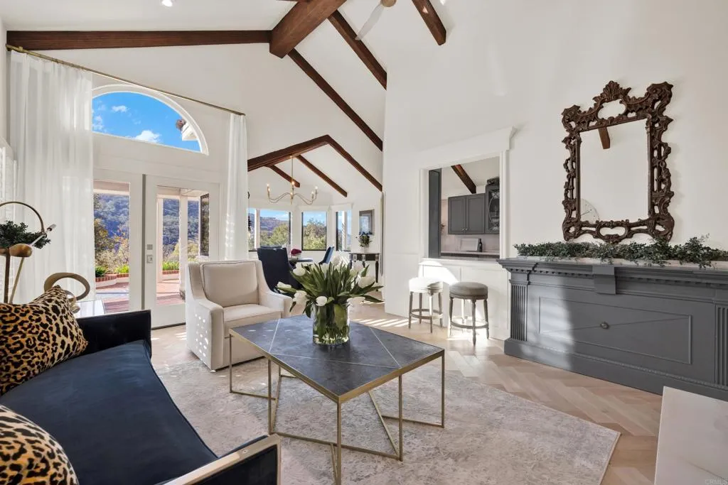 https://cdn.realtyfeed.com/cdn/127/306596701/c54af3cdd6f2560130f64fa3ac0c435c.webp