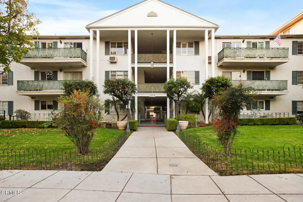 Glendale, CA 91202