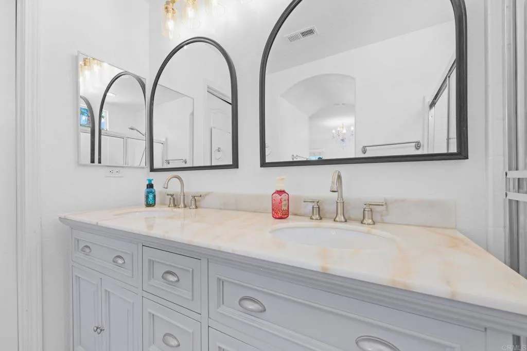 Photo #29: PTP2508887 Listing: Photo #29