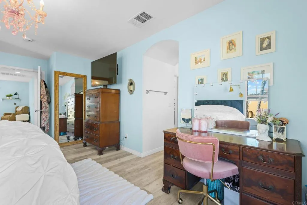 Photo #26: PTP2508887 Listing: Photo #26