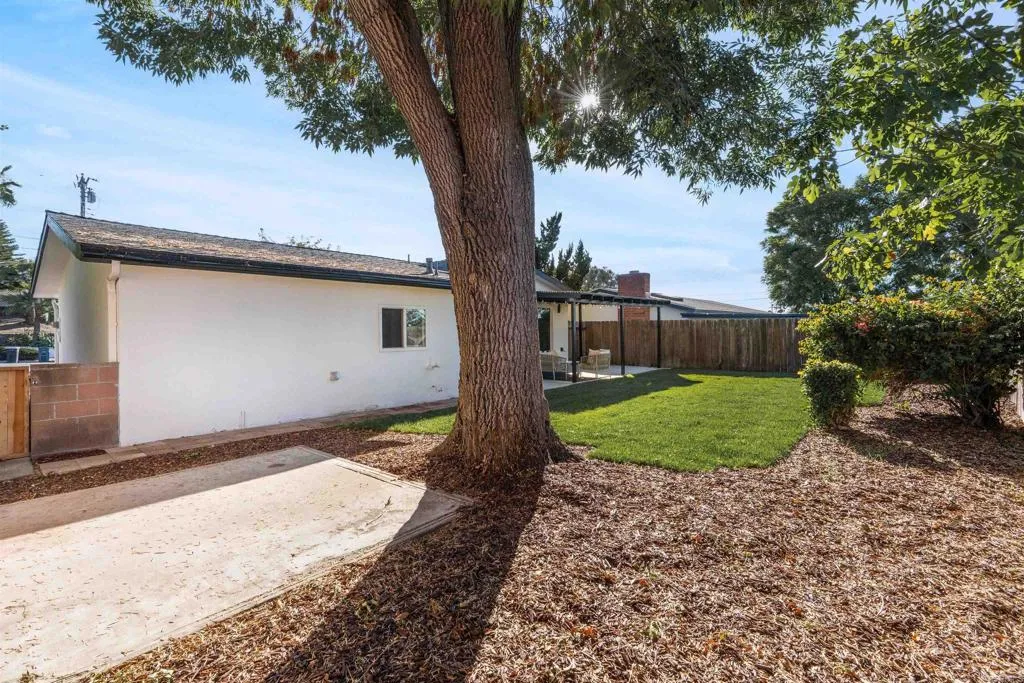 https://cdn.realtyfeed.com/cdn/127/306596920/09814c167439792f78b712bb01b305ed.webp