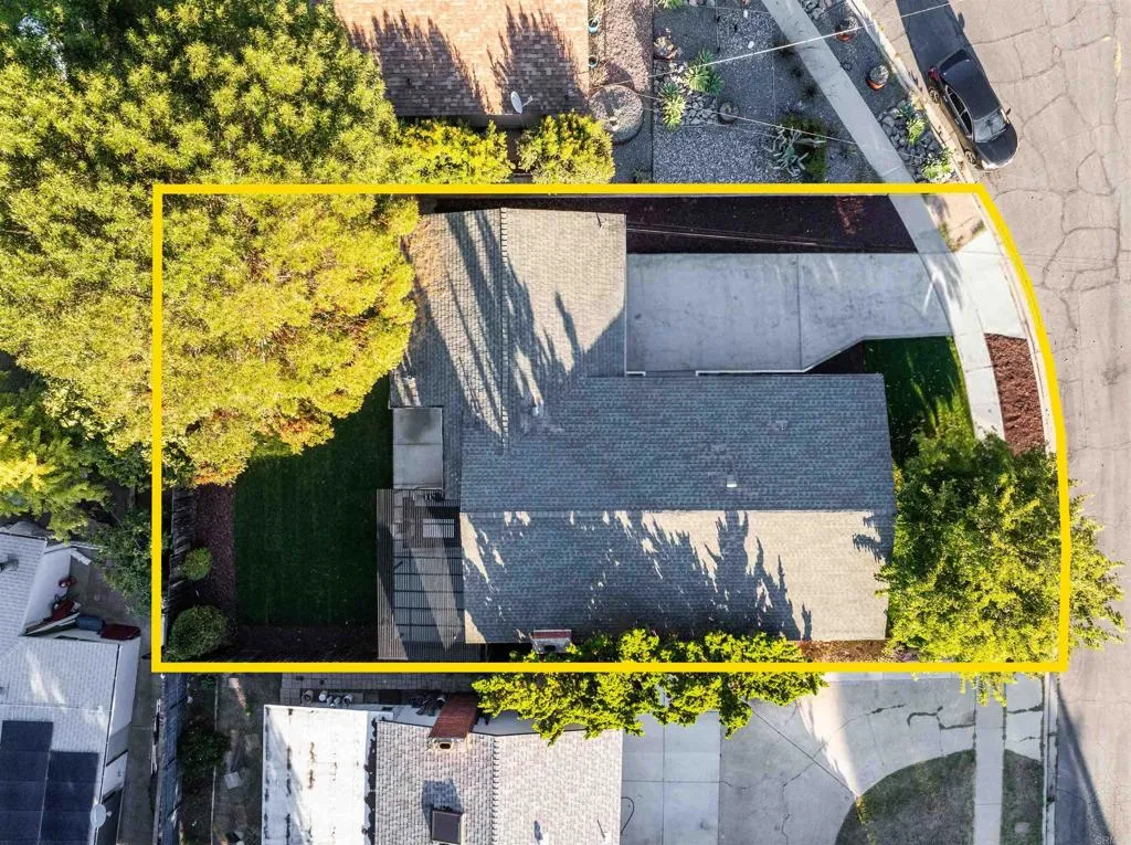 https://cdn.realtyfeed.com/cdn/127/306596920/6cb7e58a883793029d415b80087446a6.webp