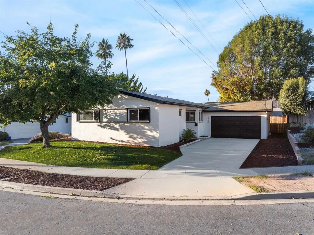 https://cdn.realtyfeed.com/cdn/127/306596920/733d9e16382265c5cc535e02d92ee9e8.webp
