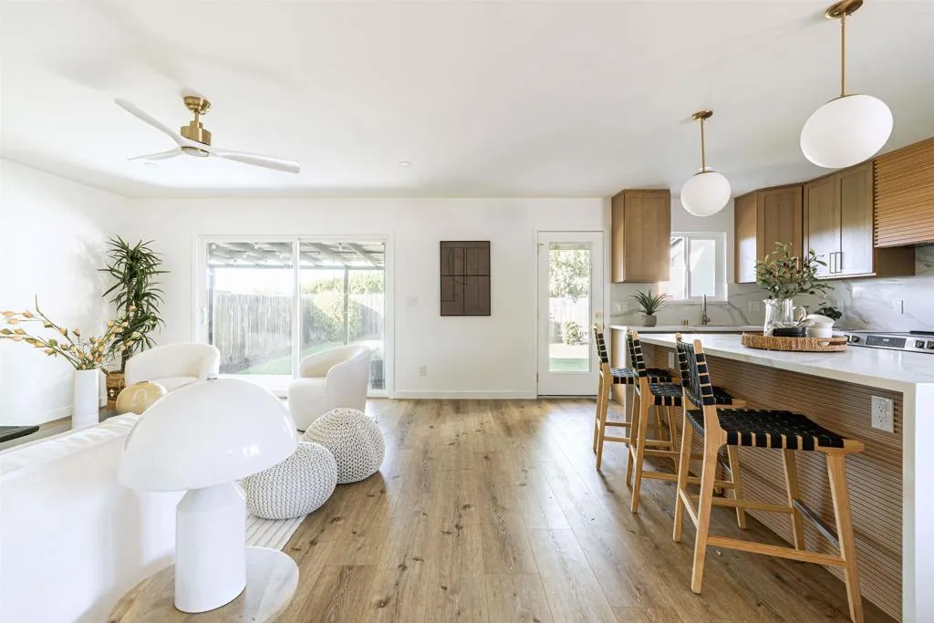 https://cdn.realtyfeed.com/cdn/127/306596920/b9bdf531193f1b45529a16519964abb3.webp