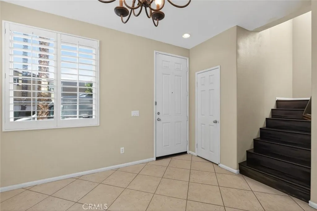 https://cdn.realtyfeed.com/cdn/127/306596942/14deea4df082e6e581d0c424b0762c62.webp