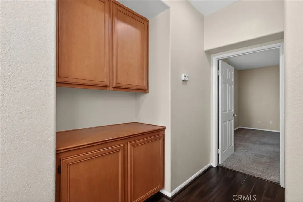 https://cdn.realtyfeed.com/cdn/127/306596942/bb4ae446a714c31dc547f5121925a2d0.webp
