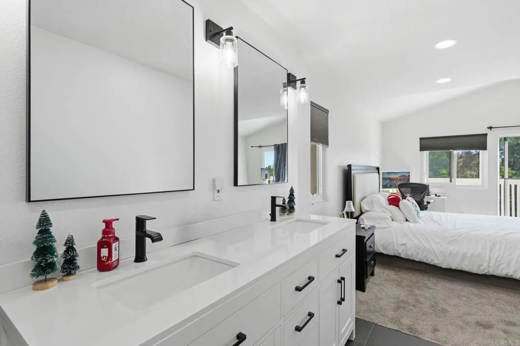 25252 Misty Ridg, Mission Viejo, CA, 92692