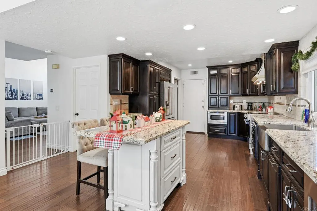 25252 Misty Ridg, Mission Viejo, CA, 92692