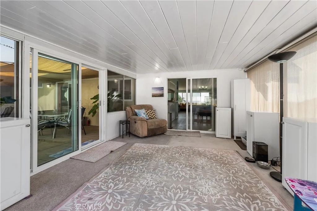 https://cdn.realtyfeed.com/cdn/127/306597070/4f39f777f8862d267d7bf11d290221d4.webp