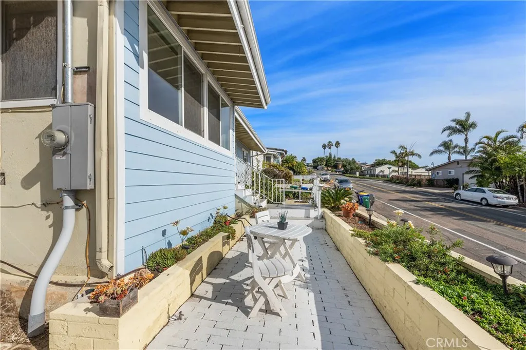 https://cdn.realtyfeed.com/cdn/127/306597070/518197c943b12738f86107b2267f024c.webp